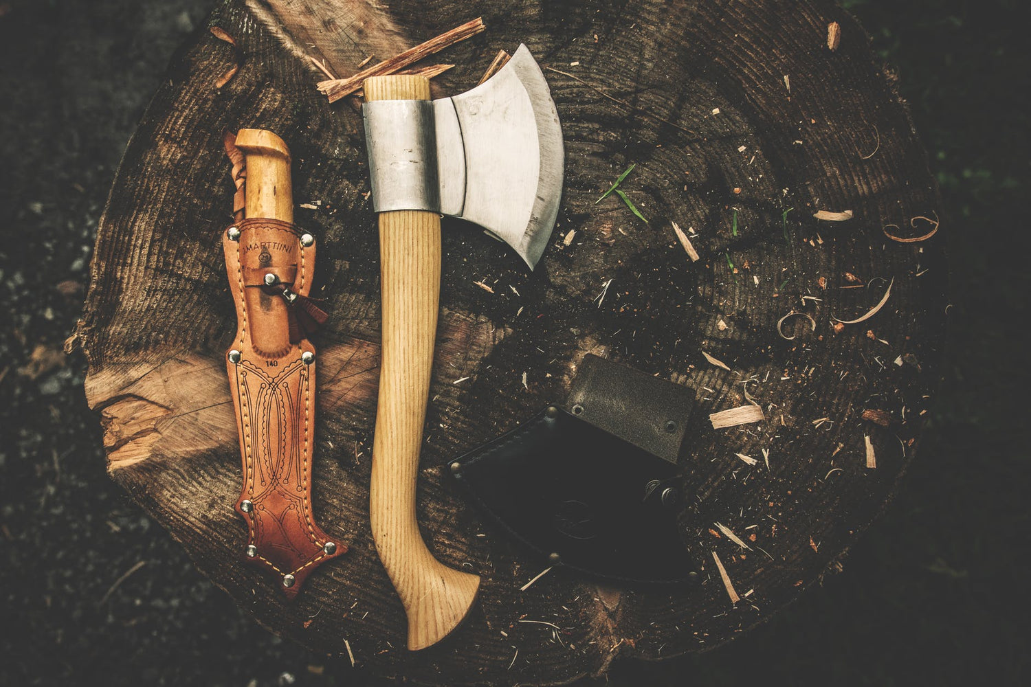 Bushcraft Axe Skills